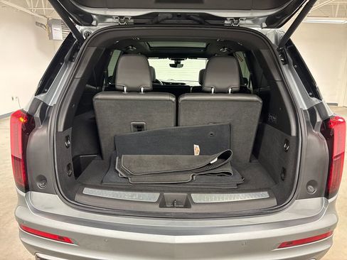 Used 2023 Cadillac XT6 Premium Luxury w/ Technology Package image 27