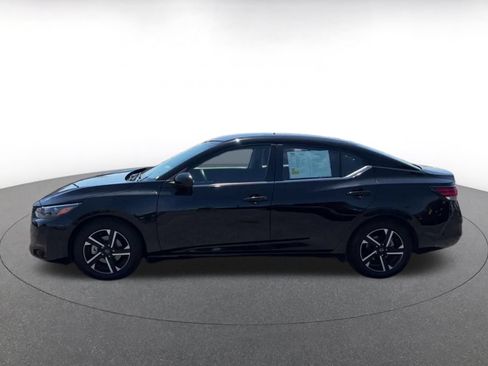 Used 2025 Nissan Sentra SV FWD image 9