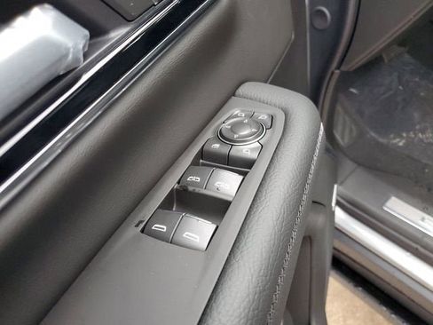 New 2026 GMC Yukon XL Denali image 18