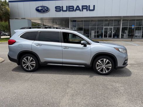 Used 2022 Subaru Ascent Limited w/ Technology Package AWD/4WD image 28