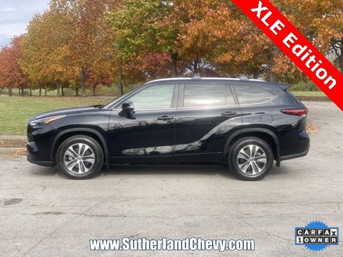 Used 2024 Toyota Highlander XLE image 4