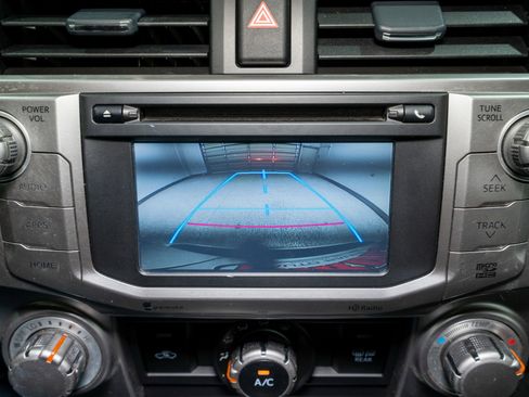 Used 2014 Toyota 4Runner SR5 Premium image 20