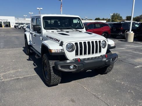 Used 2020 Jeep Gladiator Rubicon w/ Cold Weather Group image 3
