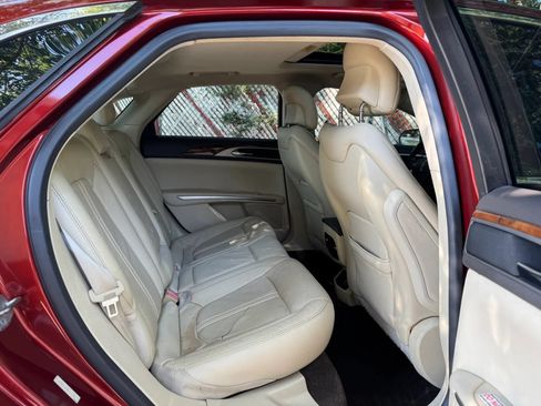Used 2014 Lincoln MKZ w/ Equipment Group 102A Reserve FWD image 27