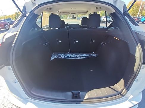 Used 2025 Nissan Kicks Play S image 21