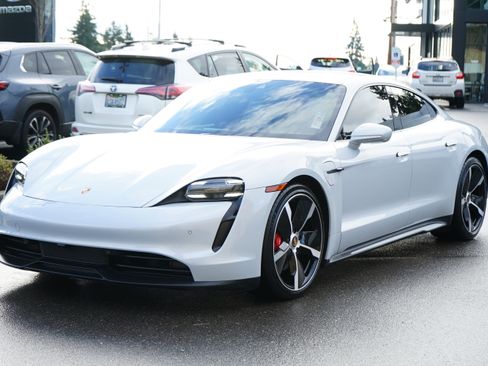 Used 2021 Porsche Taycan 4S image 8