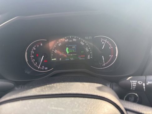 Used 2024 Toyota RAV4 XLE image 21