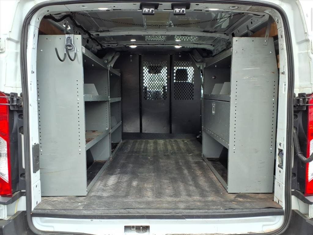 Used 2019 Ford Transit 250 130 Low Roof w/ Exterior Upgrade Package RWD image 1
