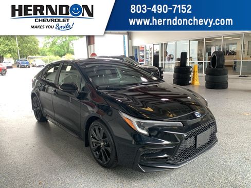 Used 2023 Toyota Corolla SE w/ SE Package AWD/4WD image 1