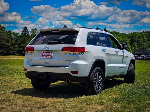 Used 2022 Jeep Grand Cherokee Limited w/ Trailer Tow Group IV AWD/4WD image 3