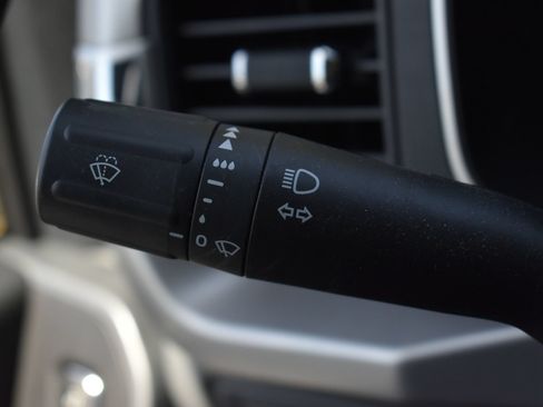 Used 2022 Ford F150 XLT AWD/4WD image 21