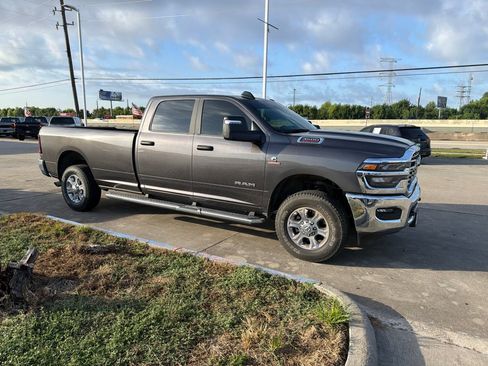 Used 2026 RAM 3500 Big Horn AWD/4WD image 4