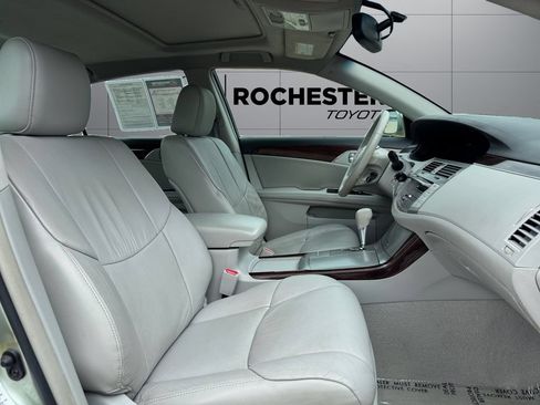 Used 2009 Toyota Avalon XLS FWD image 17
