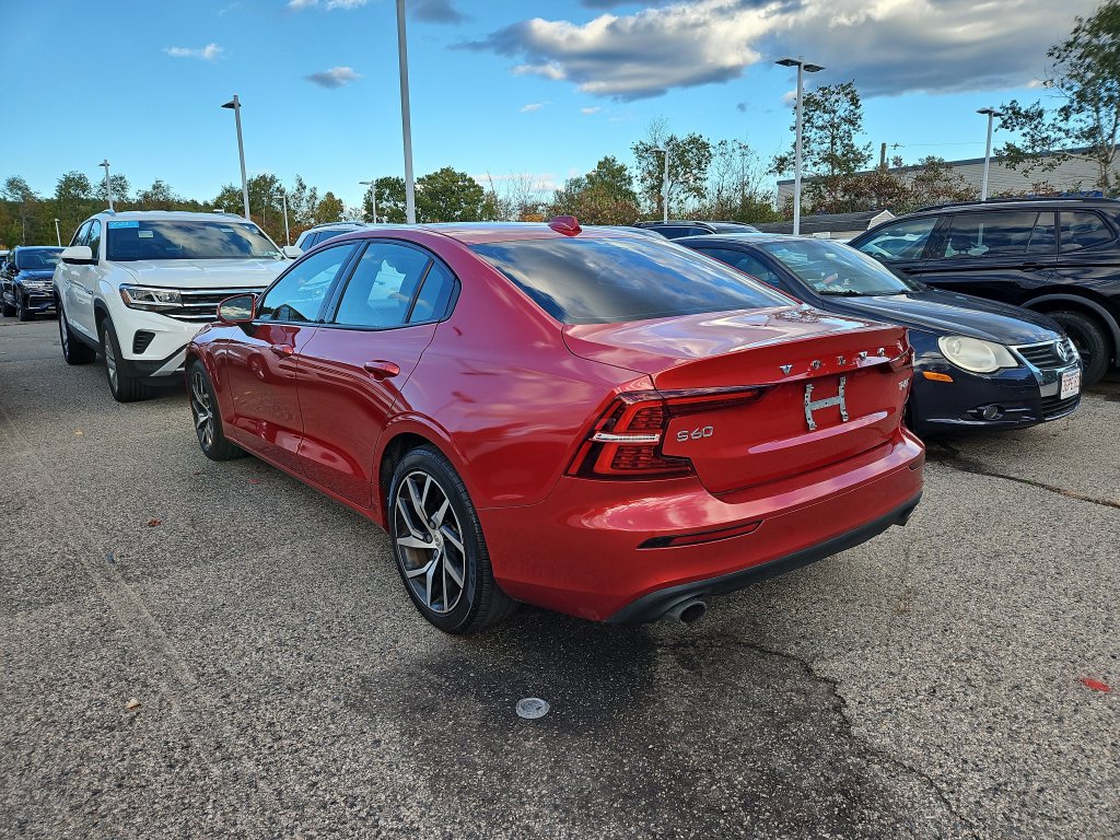 Used 2019 Volvo S60 T6 Momentum AWD/4WD image 2