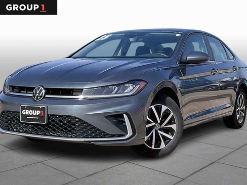 Used 2025 Volkswagen Jetta S image 1