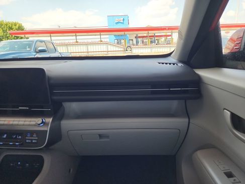 Used 2025 Hyundai Kona SEL AWD/4WD image 19