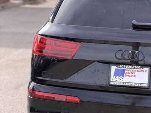 Used 2018 Audi Q7 3.0T Premium Plus image 6