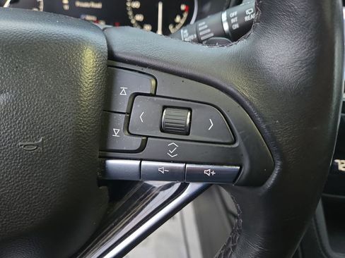 Certified 2023 Cadillac XT6 Premium Luxury image 21