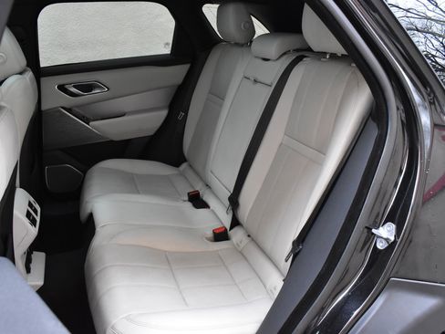 Used 2020 Land Rover Range Rover Velar R-Dynamic S image 22