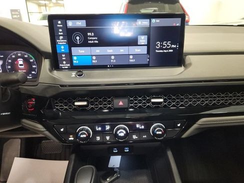 Used 2024 Honda Accord EX-L image 14