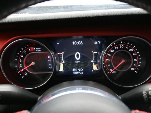 Used 2021 Jeep Wrangler Unlimited Rubicon w/ Cold Weather Group AWD/4WD image 15