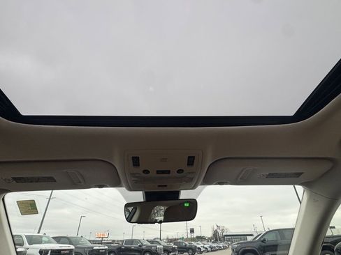 Used 2017 Lexus IS 300 AWD w/ Premium Package image 16