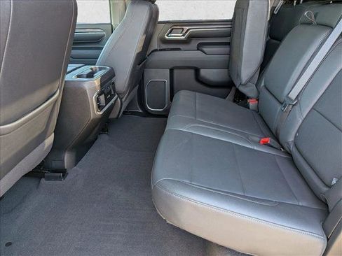 Used 2024 Chevrolet Silverado 2500 LTZ w/ LTZ Convenience Package image 21