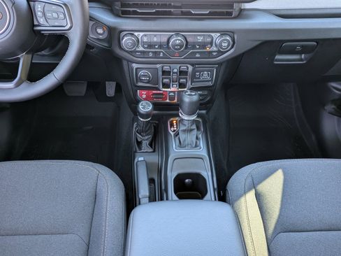 New 2026 Jeep Wrangler Unlimited Sport image 20