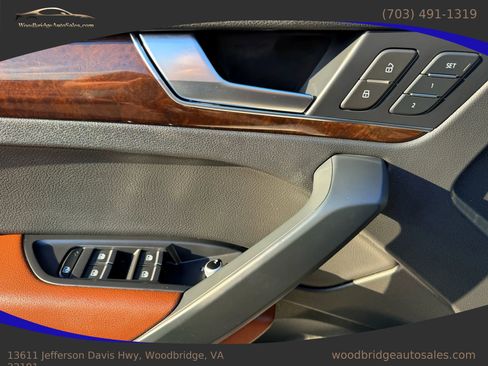 Used 2018 Audi Q5 2.0T Premium Plus w/ Premium Plus Package image 13