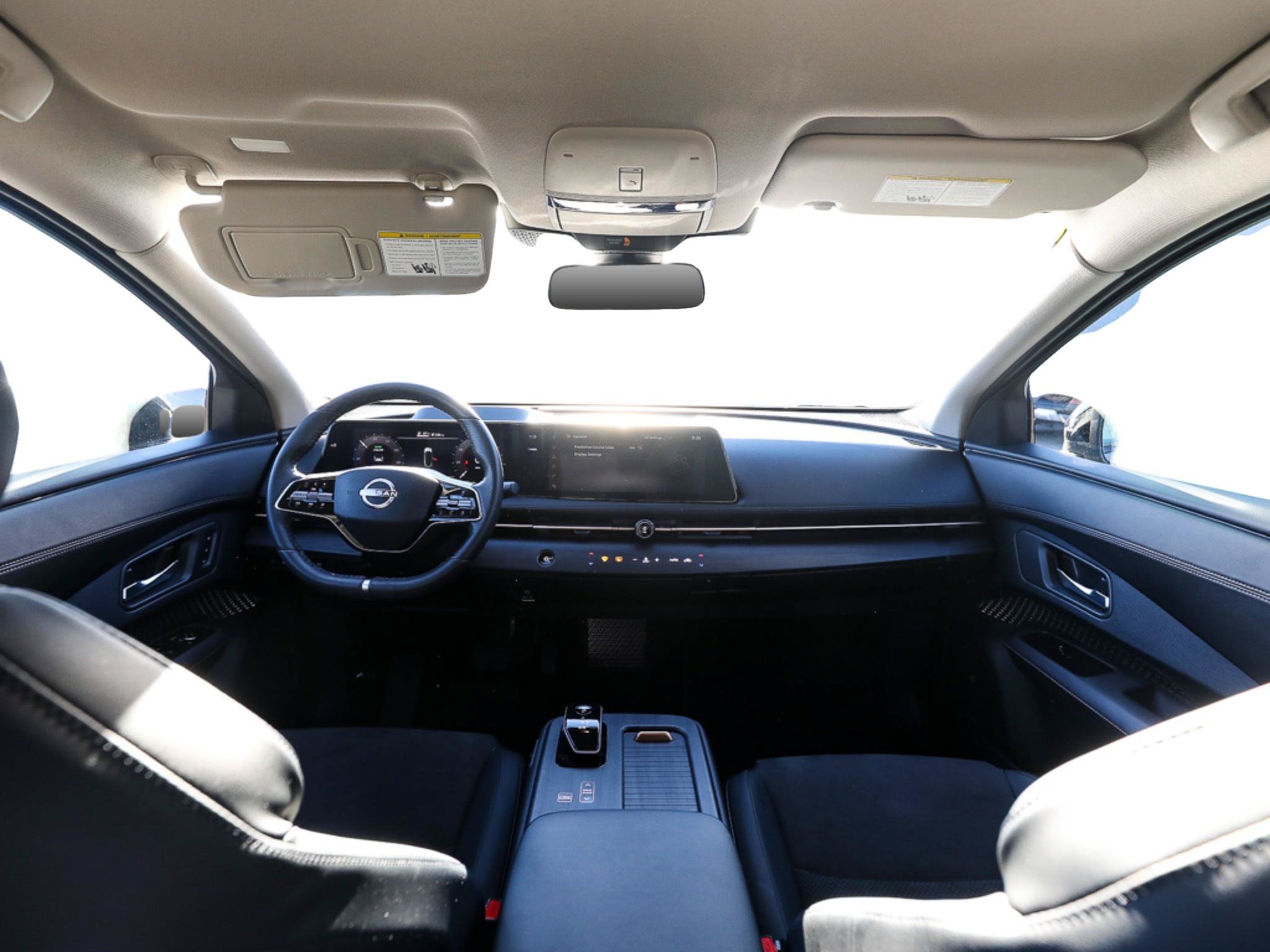 Used 2023 Nissan Ariya AWD image 25