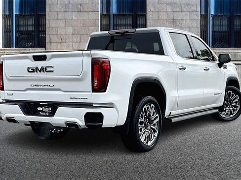 Used 2024 GMC Sierra 1500 Denali Ultimate image 12