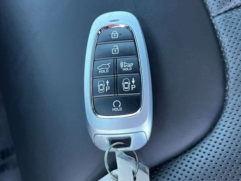 Used 2025 Hyundai Palisade Calligraphy image 31