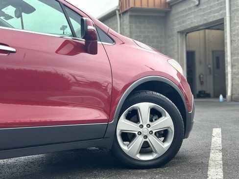 Used 2015 Buick Encore Convenience FWD image 4