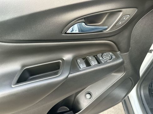 Used 2023 Chevrolet Equinox LT image 13