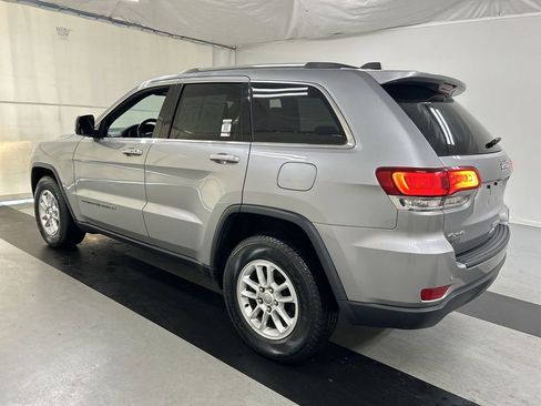 Used 2020 Jeep Grand Cherokee Laredo image 7