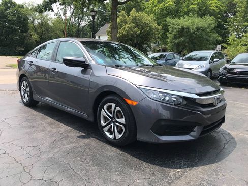 Used 2018 Honda Civic LX image 2