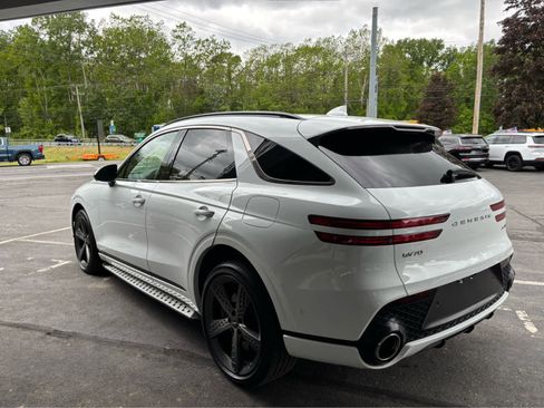 Used 2024 Genesis GV70 3.5T Sport w/ Sport Advanced Package AWD/4WD image 6