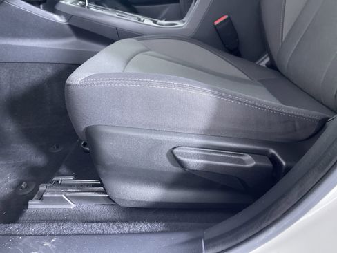 Certified 2024 Subaru Crosstrek 2.0i AWD/4WD image 13