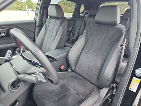 Certified 2025 Acura ADX A-Spec image 15