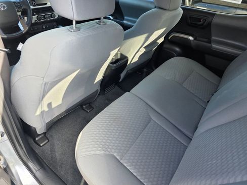 Used 2022 Toyota Tacoma SR5 image 14