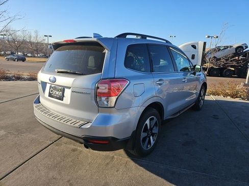 Used 2018 Subaru Forester 2.5i Limited image 3