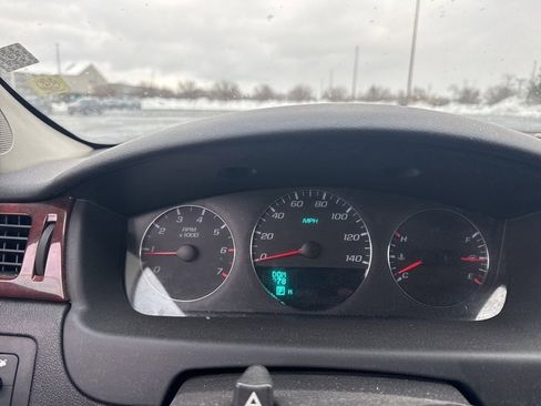 Used 2009 Chevrolet Impala LT image 15