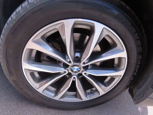 Used 2019 BMW X3 sDrive30i w/ Premium Package RWD image 18