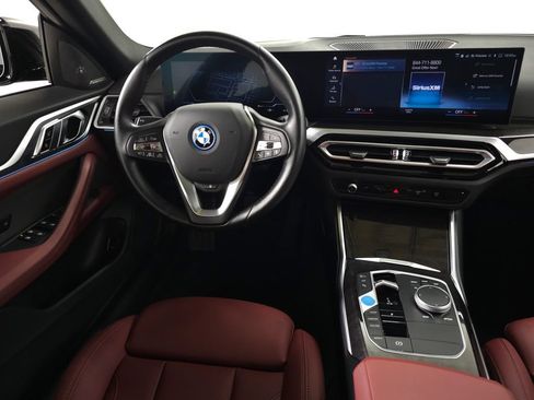Used 2023 BMW i4 eDrive35 RWD image 21