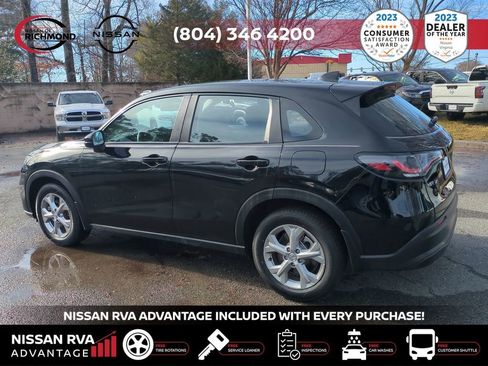 Used 2025 Honda HR-V LX image 7