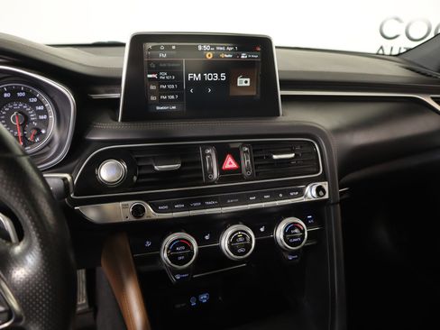 Used 2021 Genesis G70 2.0T w/ Elite Package image 5