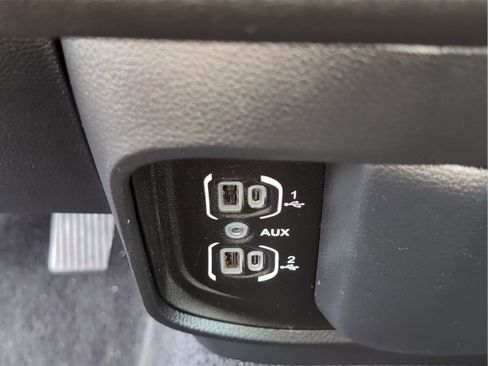 Used 2025 RAM 1500 Tradesman AWD/4WD image 22