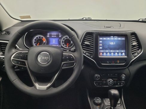 Used 2021 Jeep Cherokee Latitude Lux w/ Comfort/Convenience Group image 22