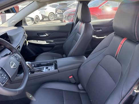 New 2026 Nissan Sentra SR w/ SR Premium Package FWD image 4