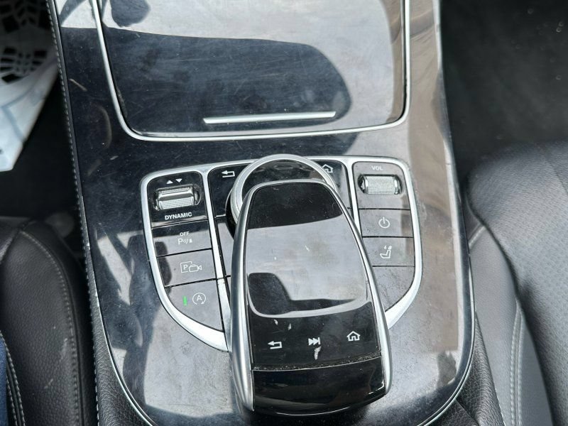 Used 2017 Mercedes-Benz E 400 4MATIC Wagon image 26